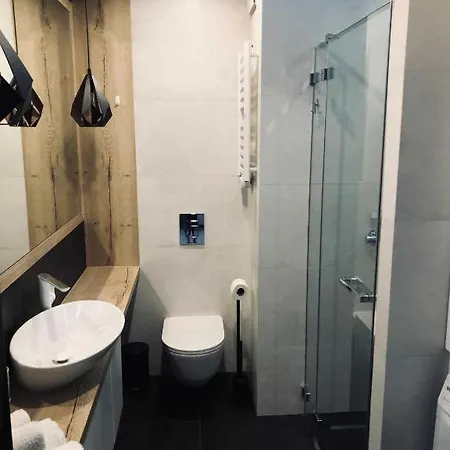 Grzybowska Premium * Varşova